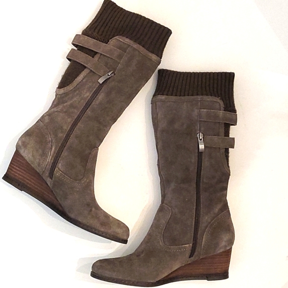 Bjorndal "Solar" Suede Leather Wedge Boot in Taupe Grey - Picture 3 of 16